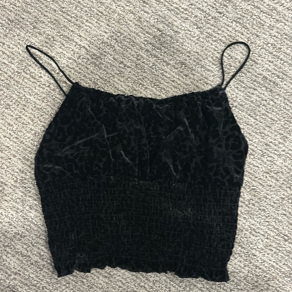 Cheetah print black top